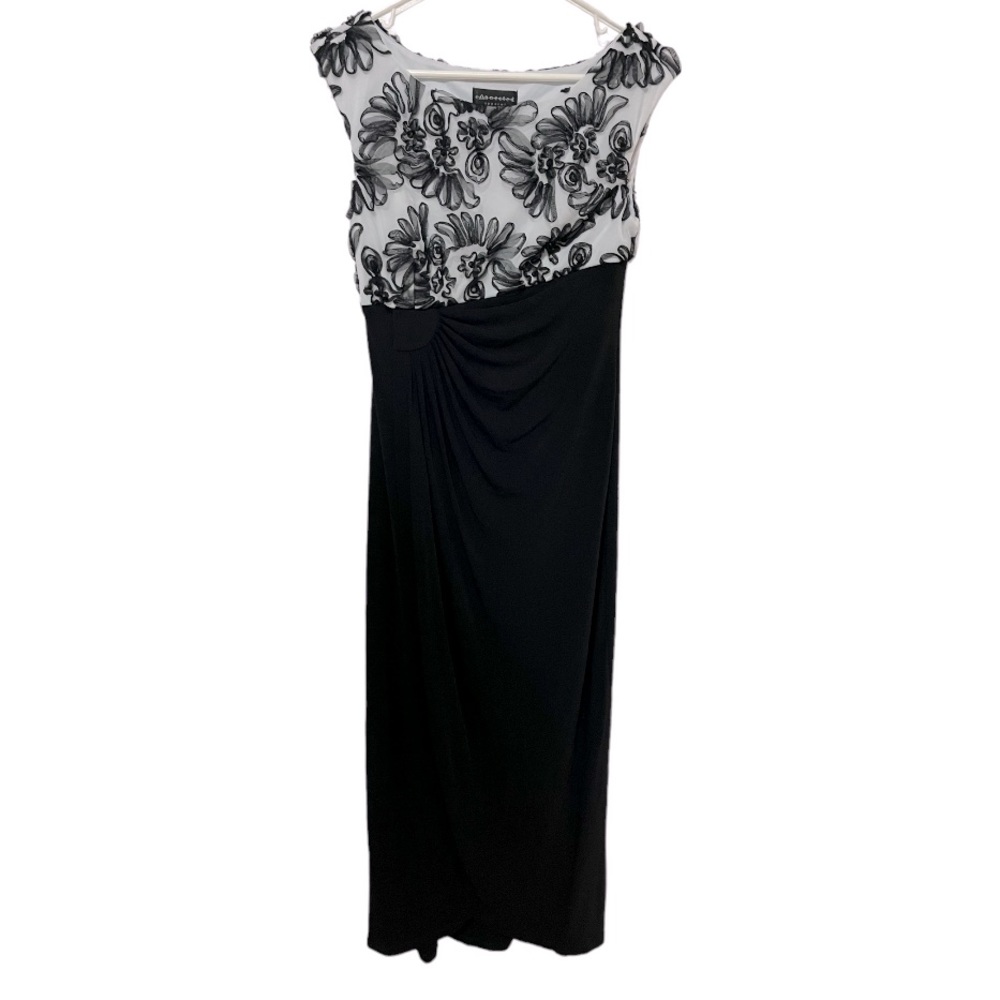 Women’s Black and White Dress